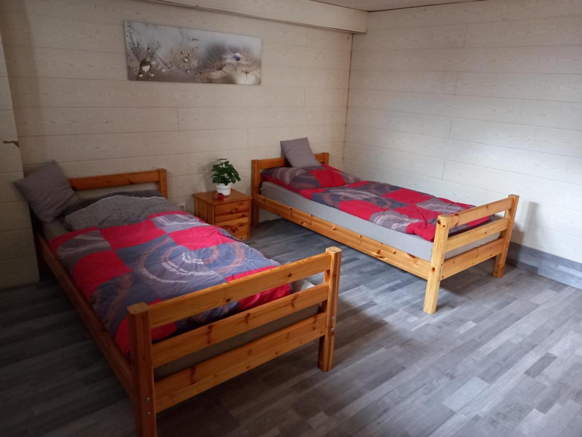 60 M² Ferienapartment Zentrumsnahe Mit Gartenbenutzung Штайр Екстер'єр фото